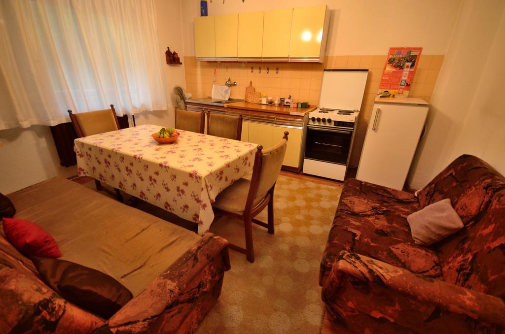Guest House Konjic Exterior photo
